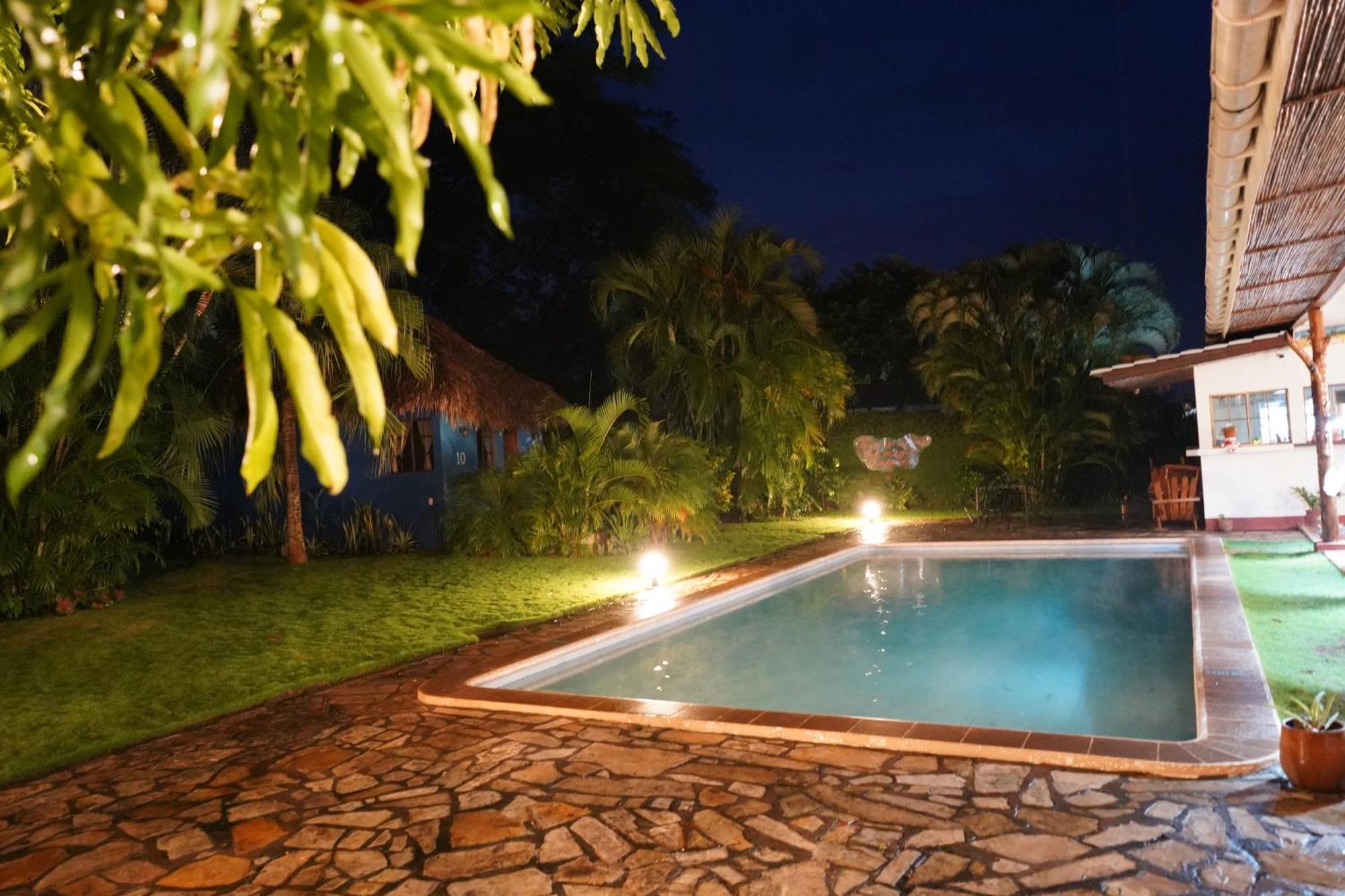 Hotel Mariposa León Dış mekan fotoğraf